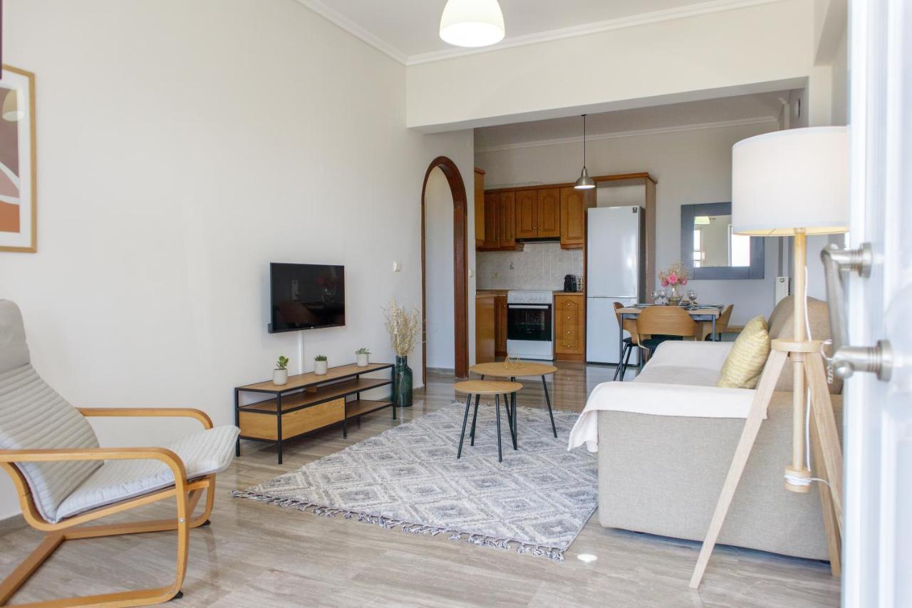 Almyros Aktis Seaview Apartment Kalamata Exteriér fotografie